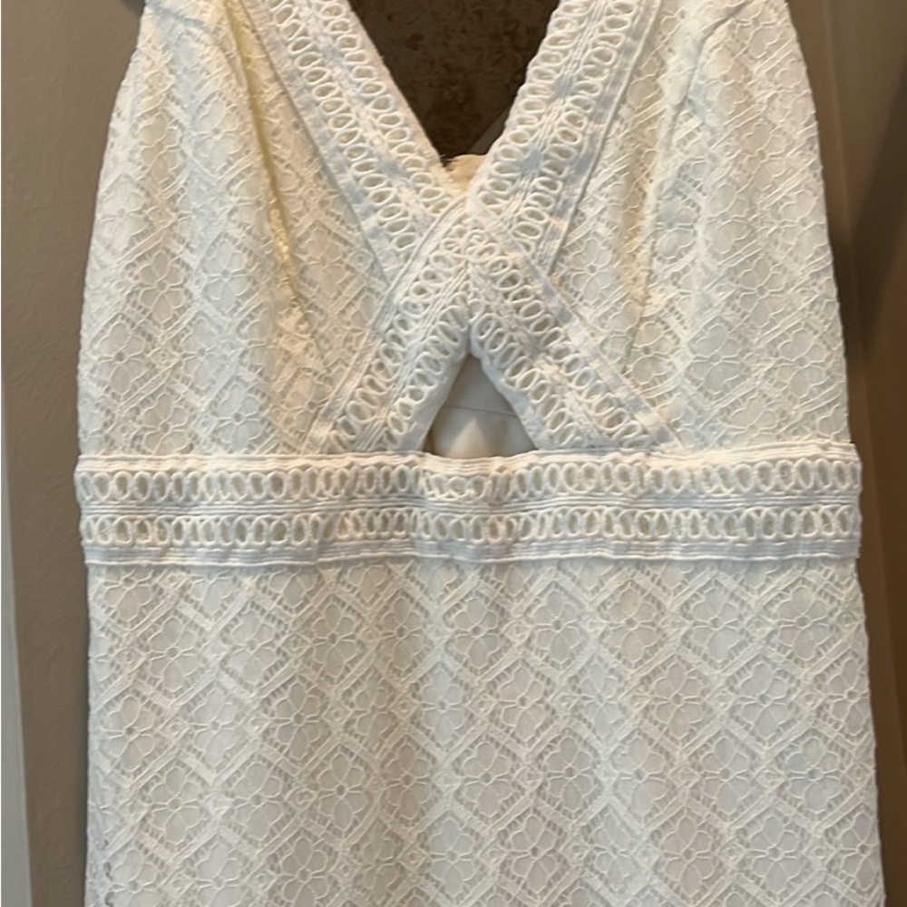 White Guess Los Angeles sleeveless dress. Size 0